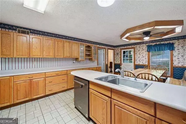 Marietta, GA 30066,551 Duke DR