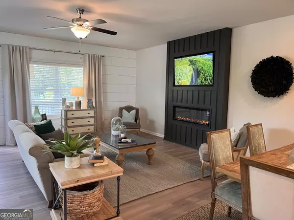 Newnan, GA 30265,10 Mercury #28