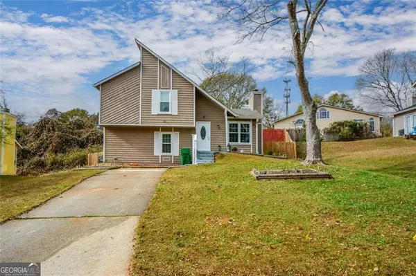 1126 Mainstreet Valley DR, Stone Mountain, GA 30088