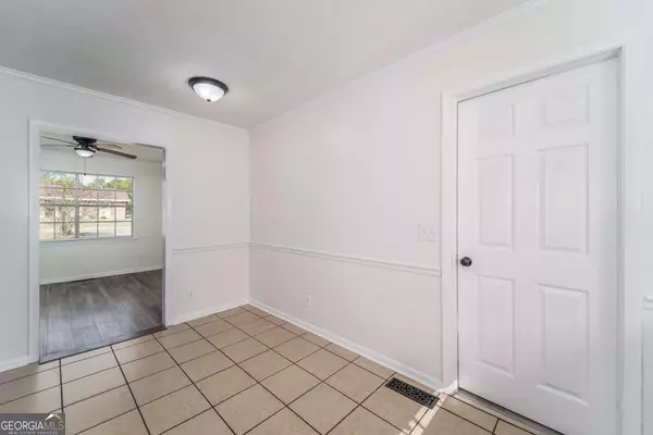 Waycross, GA 31501,2122 Lakeview DR