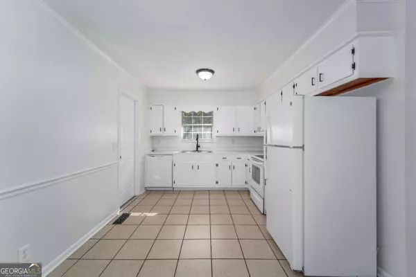 Waycross, GA 31501,2122 Lakeview DR