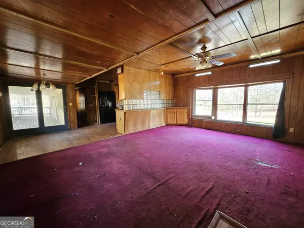 Bremen, GA 30110,331 Mt View CIR