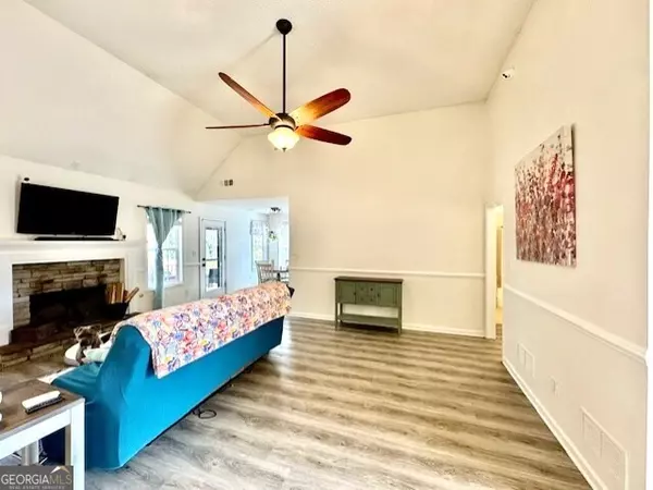 Canton, GA 30115,221 Mackenzie CT