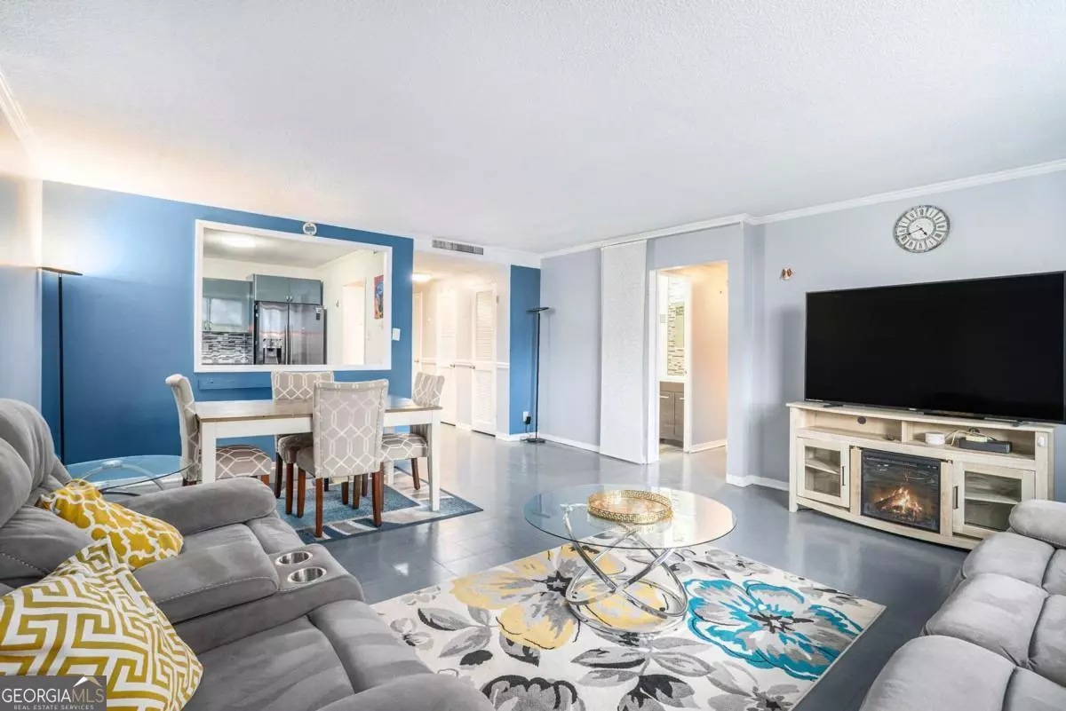 Atlanta, GA 30305,2965 Pharr Court South NW #614