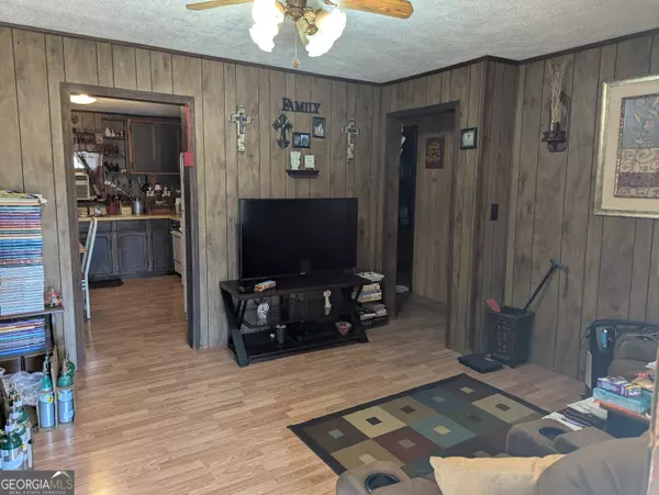 Fairburn, GA 30213,192 Pine ST NE