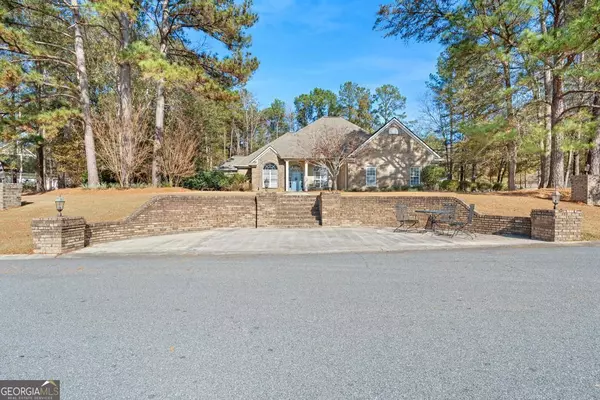 Bonaire, GA 31005,220 Sabre DR