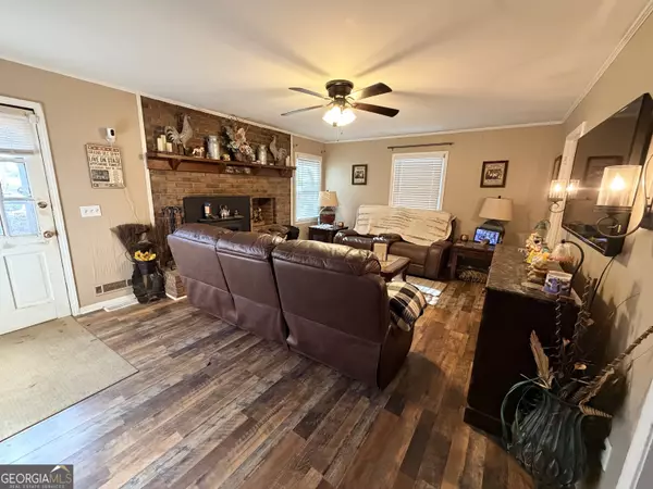 Toccoa, GA 30577,326 Remsdale RD