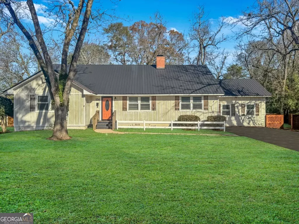 Barnesville, GA 30204,150 Georgia AVE