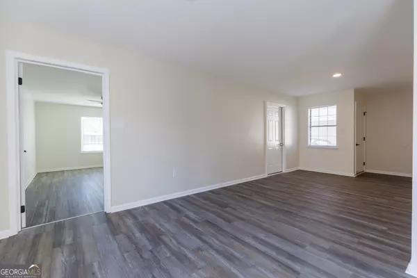 Valdosta, GA 31602,2010 Lasalle DR