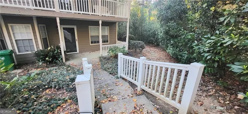 2105 N Forest TRL NE, Dunwoody, GA 30338