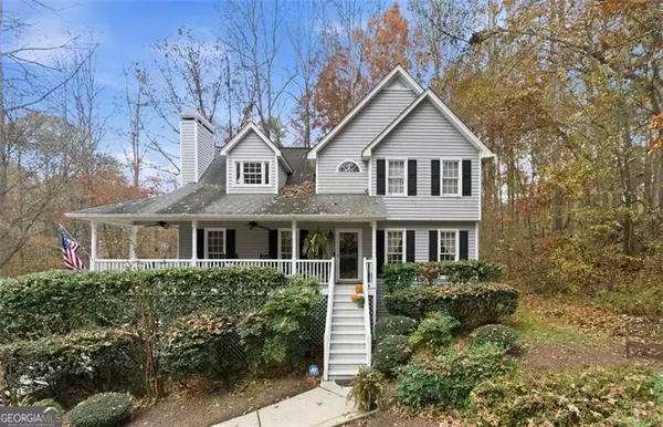 328 Abbington LN, Douglasville, GA 30134