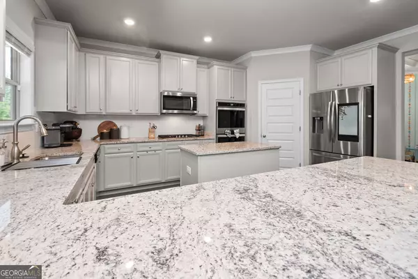 Senoia, GA 30276,345 Darien DR