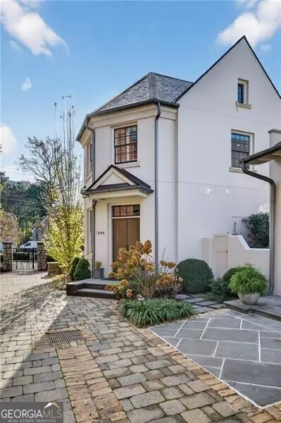 Atlanta, GA 30305,201 Dovecrest DR