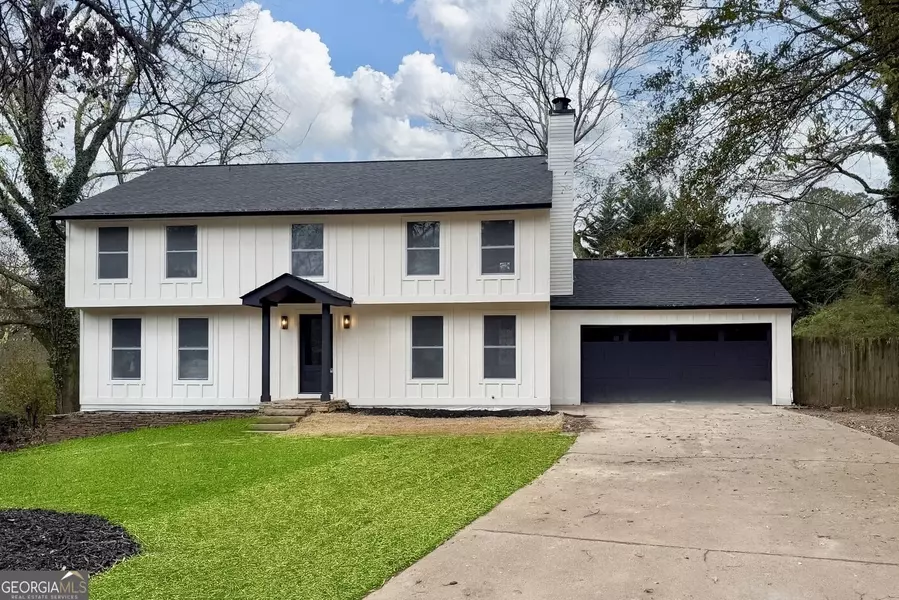 150 N POND CT, Roswell, GA 30076