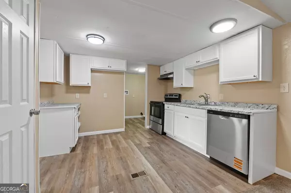 Locust Grove, GA 30248,361 Hemlock LN