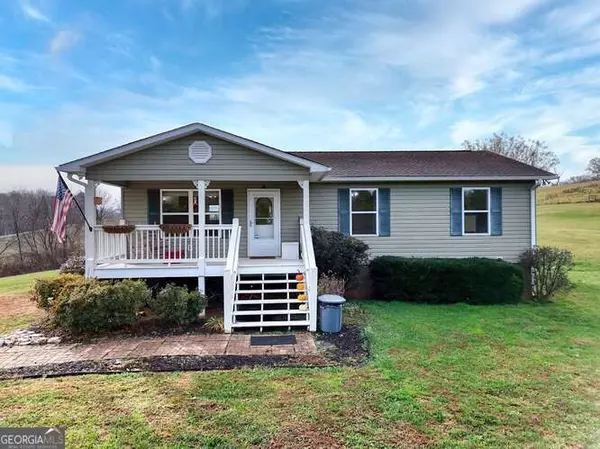 32 Fieldstone LN, Blairsville, GA 30512