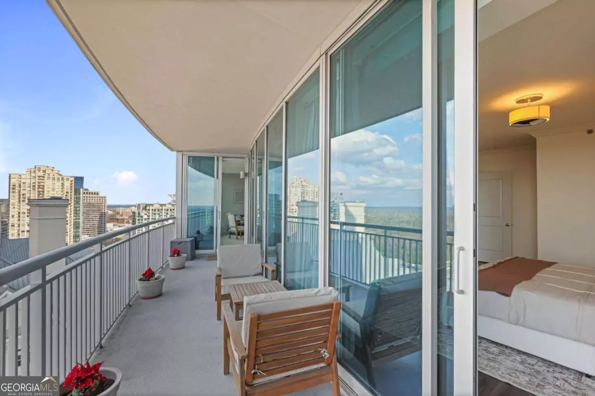 Atlanta, GA 30326,3338 Peachtree RD NE #2803