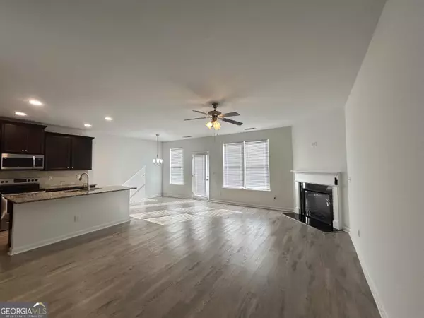 Atlanta, GA 30349,3995 Tyne CT