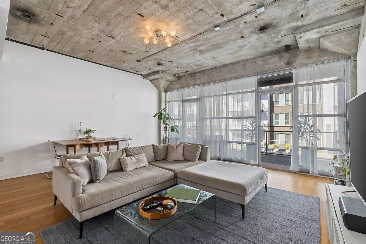 Atlanta, GA 30316,890 Memorial DR SE #107