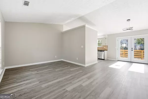 Stone Mountain, GA 30083,683 Wood Path CT