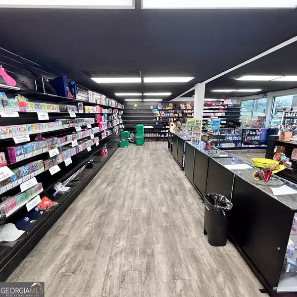 Dalton, GA 30721,208 E Walnut AVE