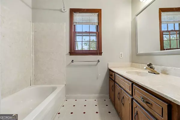 Jonesboro, GA 30236,9133 Snipe LN