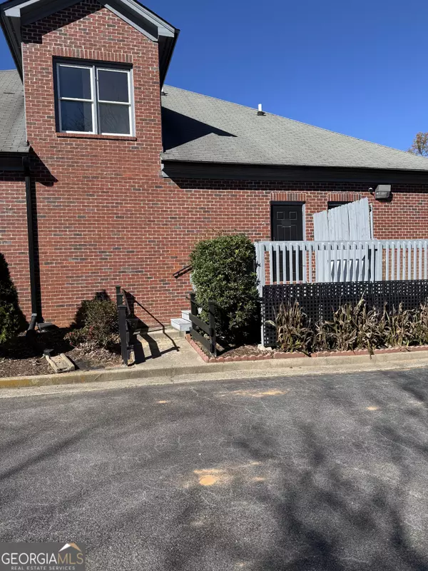 2885 Hog Mountain RD, Dacula, GA 30019