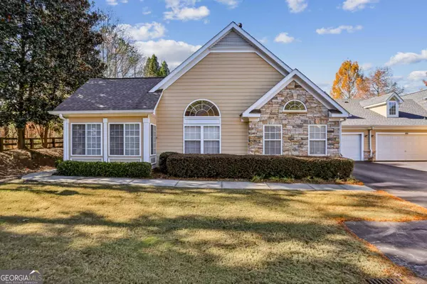 2906 Village LN, Roswell, GA 30075