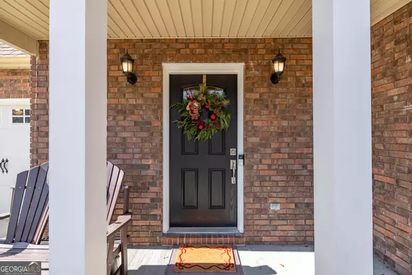 Peachtree City, GA 30269,802 Agate Edge