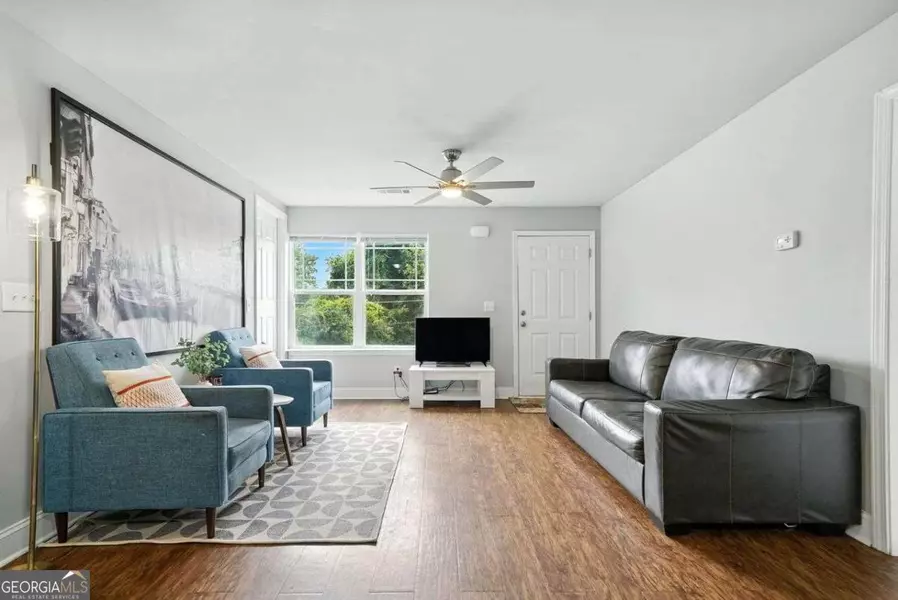 2195 Pinetree DR, Cumming, GA 30041