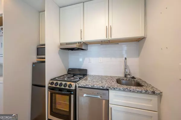 Atlanta, GA 30310,1170 Greenwich ST #7