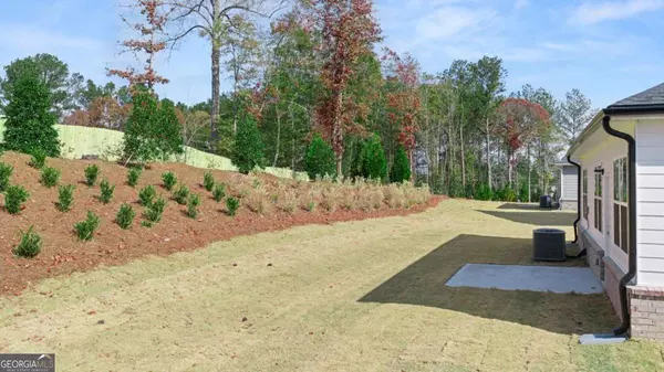 Winder, GA 30680,89 Holland CV