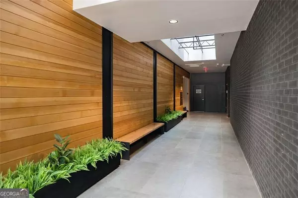 Athens, GA 30601,131 BROAD ST ##503