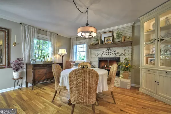 Blue Ridge, GA 30513,456 Lavista DR