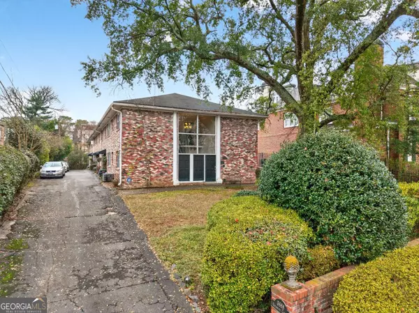 Atlanta, GA 30319,3668 Kingsboro RD NE #7