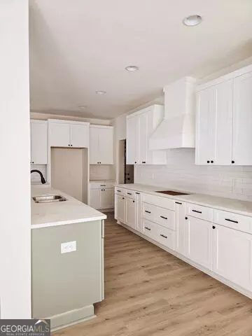 Lavonia, GA 30553,89 Huntington DR