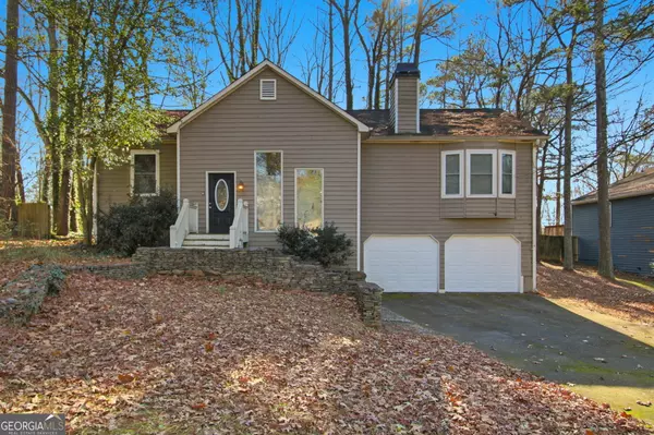 5554 Emerald WAY, Acworth, GA 30102