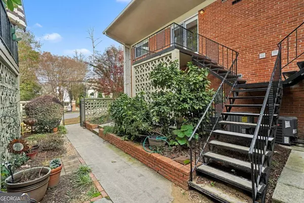 1822 N Rock Springs RD NE #4, Atlanta, GA 30324