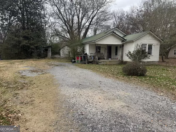 47 Taylor ST, Summerville, GA 30747