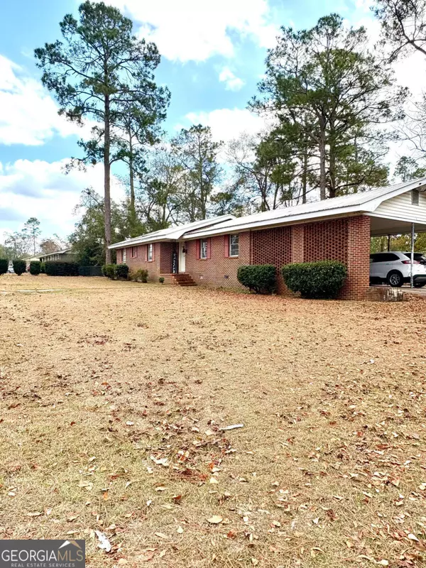 Lyons, GA 30436,112 Alexander AVE