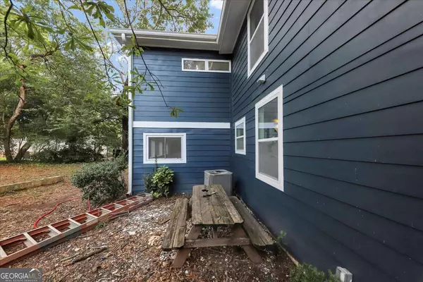 Atlanta, GA 30337,3423 RUGBY CIR