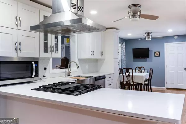 Atlanta, GA 30311,974 Laurelmont DR SW