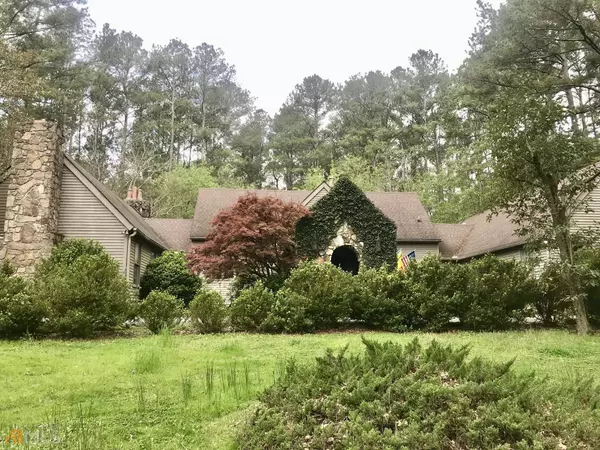 300 Riverside Dr, Summerville, GA 30747