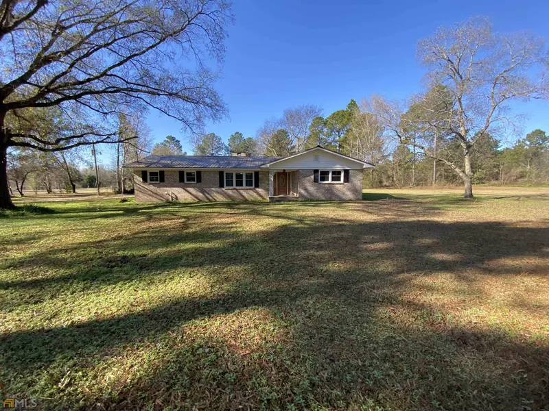 110 Berryhill Coody, Cochran, GA 31014