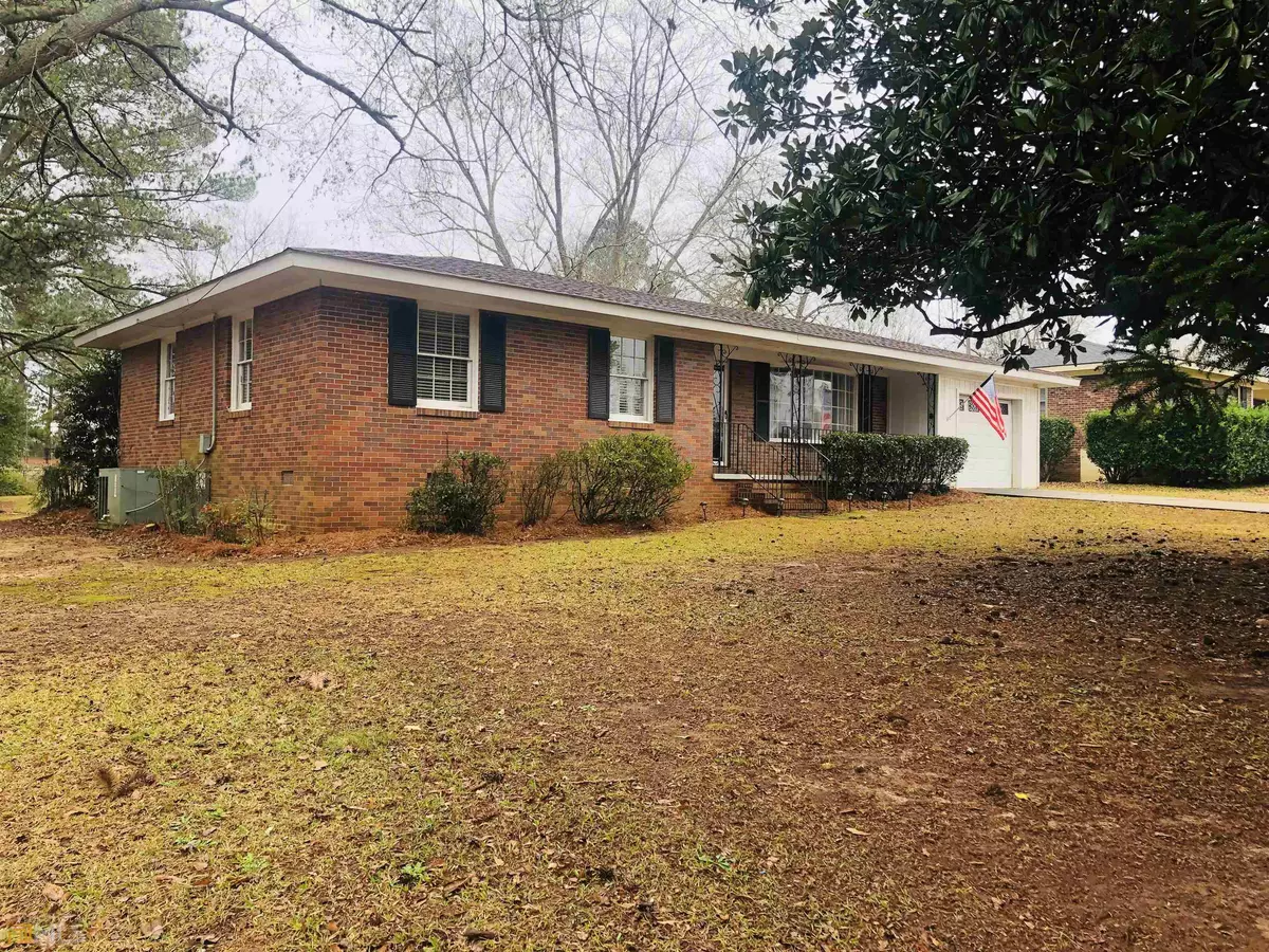 Thomaston, GA 30286,85 Lucille