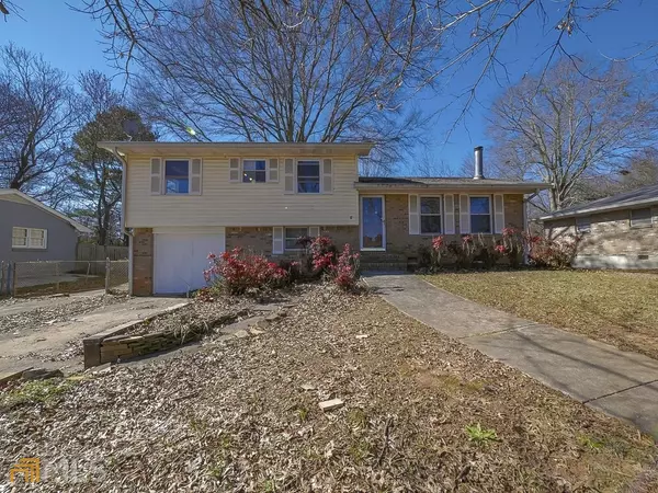 1523 Red Briar, Jonesboro, GA 30236