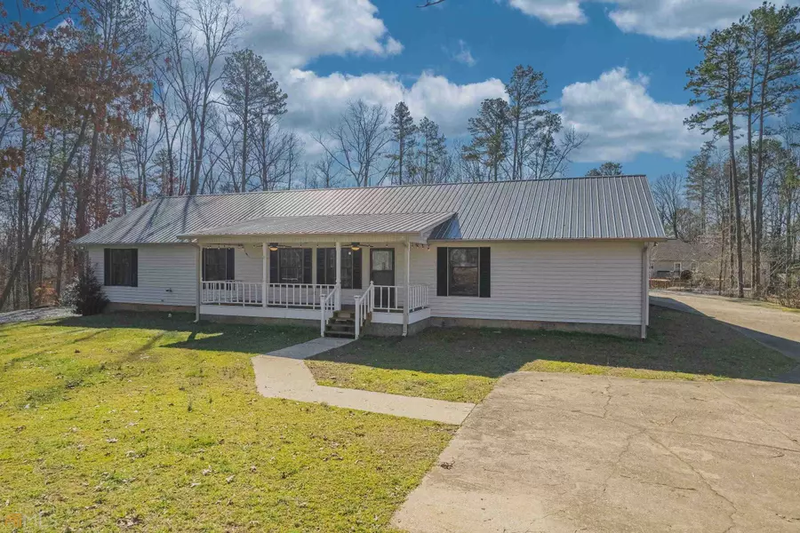 958 Singing Hills, Clarkesville, GA 30523