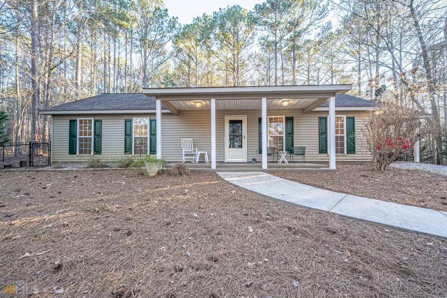 372 East River Bend, Eatonton, GA 31024