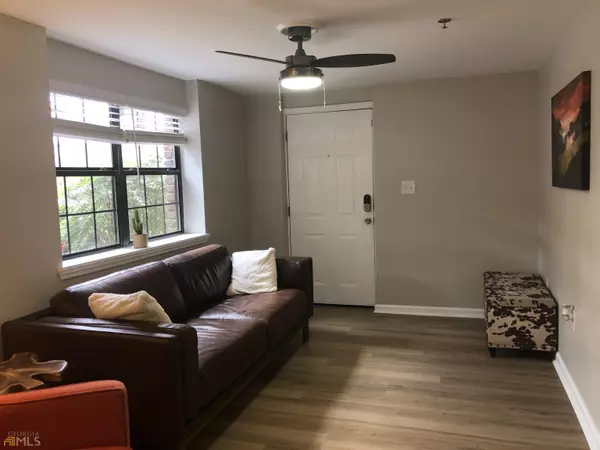 Atlanta, GA 30309,890 Glendale