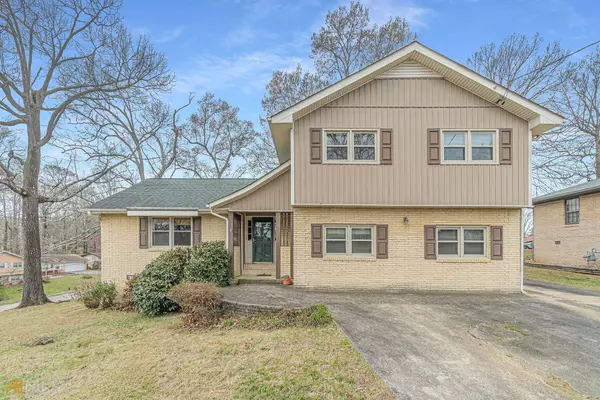 5439 Wahsega, Morrow, GA 30260